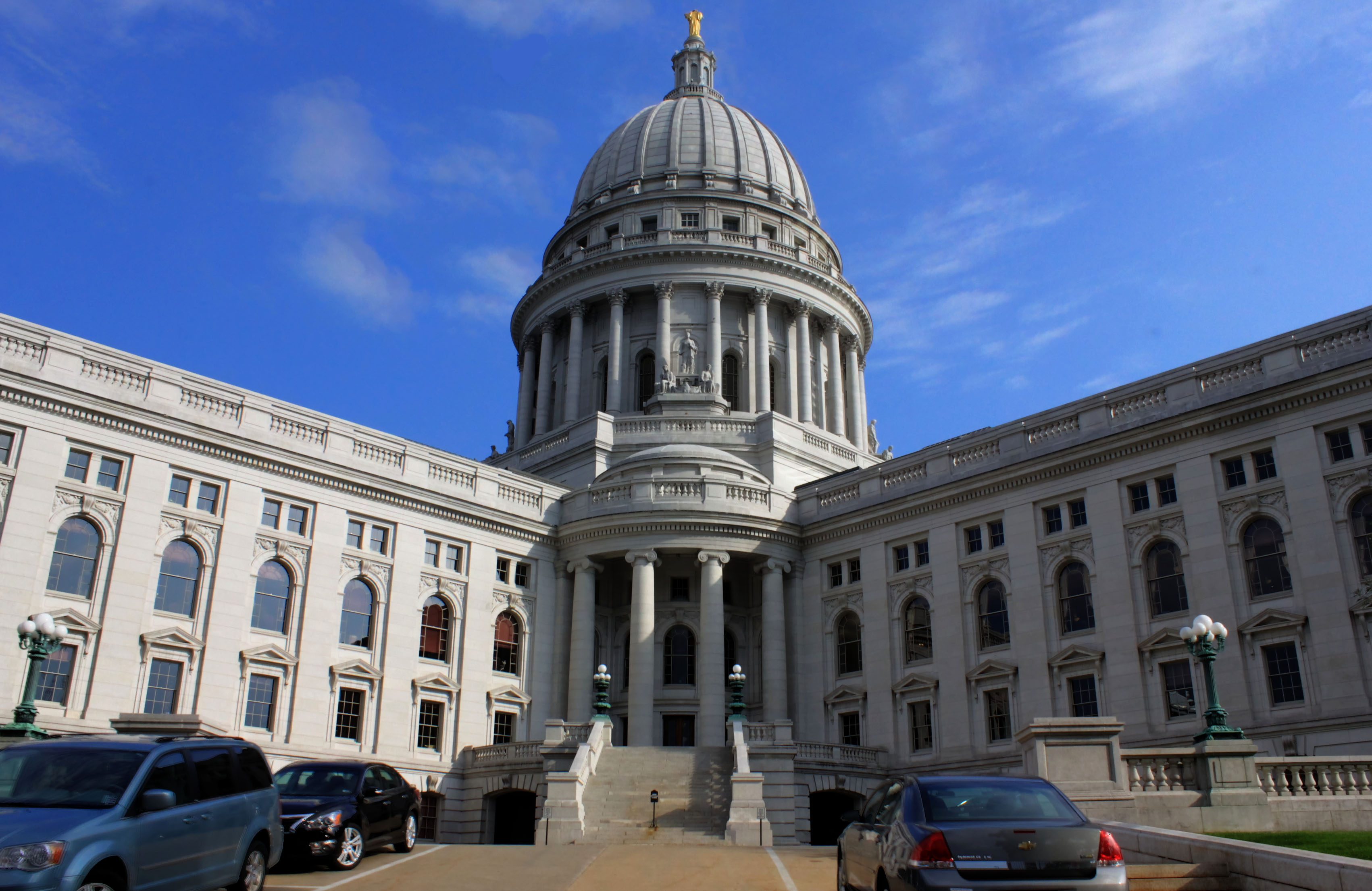 Wisconsin State Capitol in Madison, September 19, 2013. State-government context, not a school or an audited Medicaid service. Photo: Yinan Chen / Wikimedia Commons; public domain by author dedication.