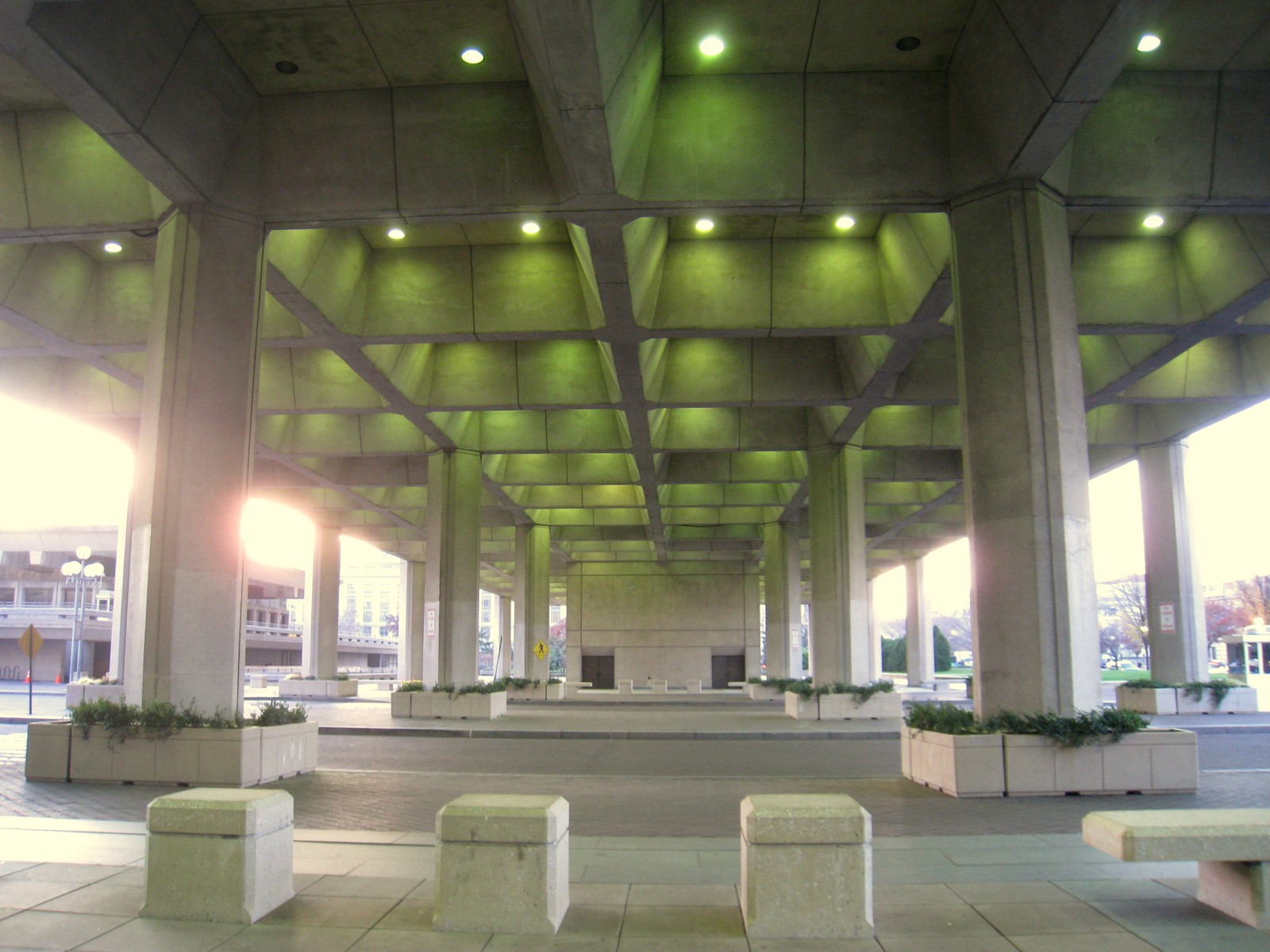James V. Forrestal Building, U.S. Department of Energy headquarters in Washington, D.C., photographed November 22, 2009. Historical departmental context for NNSA workforce reporting; the photograph does not establish staff levels. Photo: Daderot, public domain.